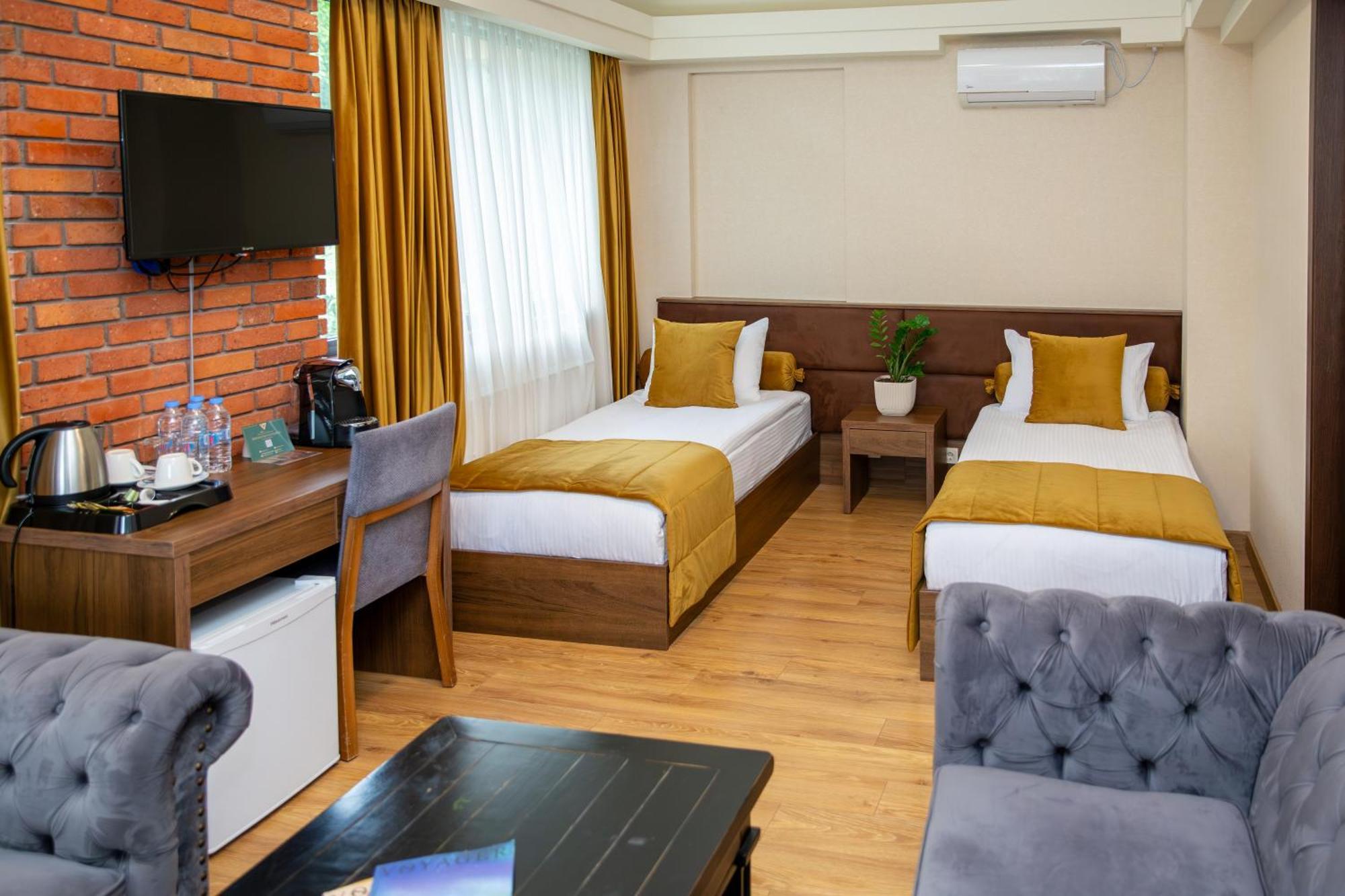 Seventeen Rooms Telavi Exterior foto